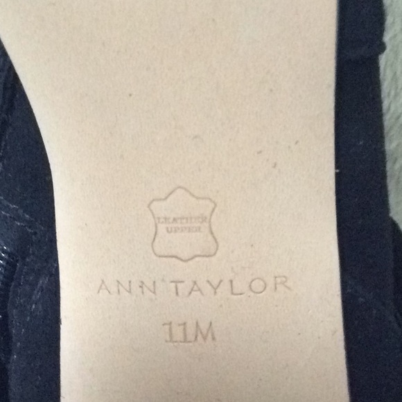Ann Taylor Black Booties - Picture 4 of 4